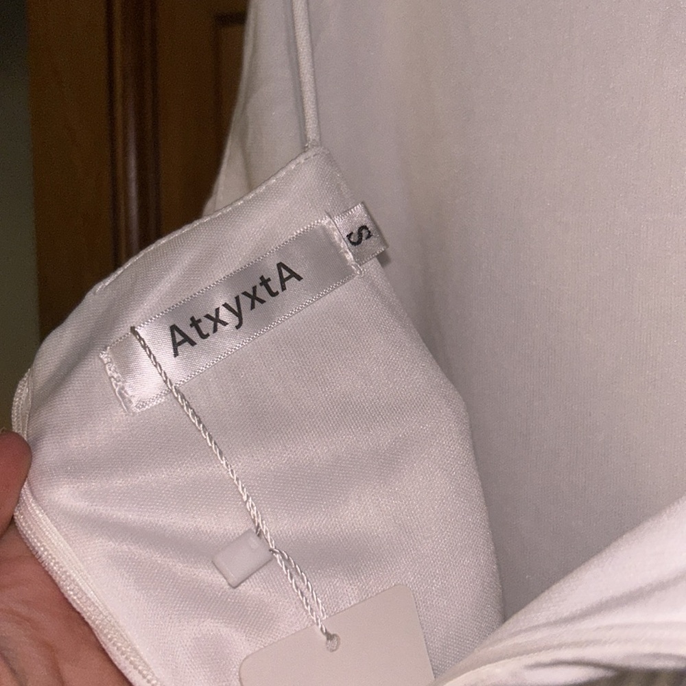CLOSET CLEAN-OUT: Amazon Small White Mini Dress - Picture 6 of 7